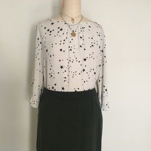 Gap stars hi-low blouse with ruffled trim